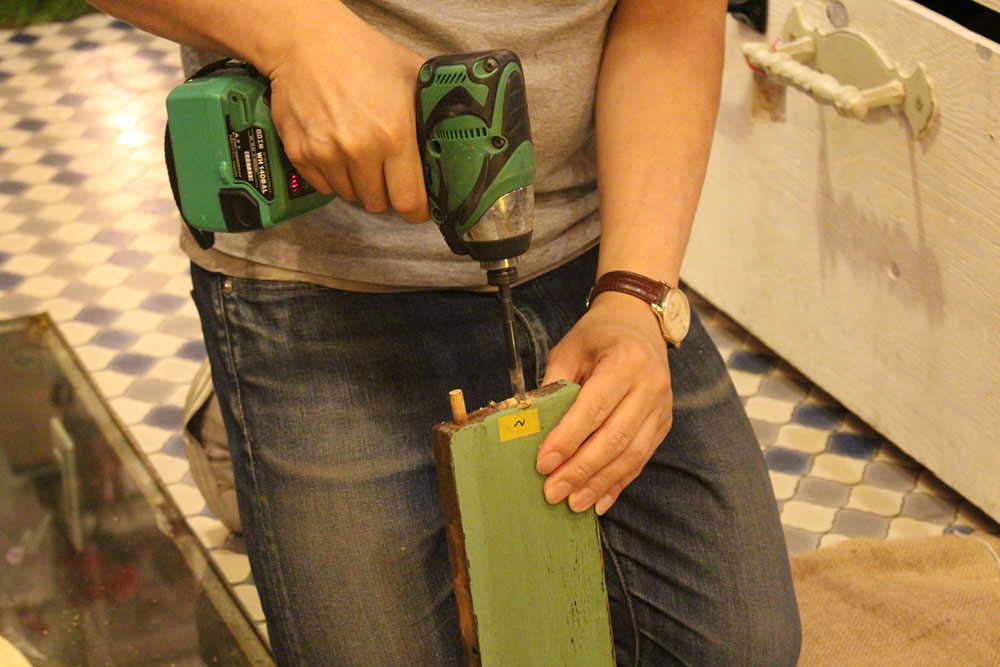 アンティークテーブルの販売