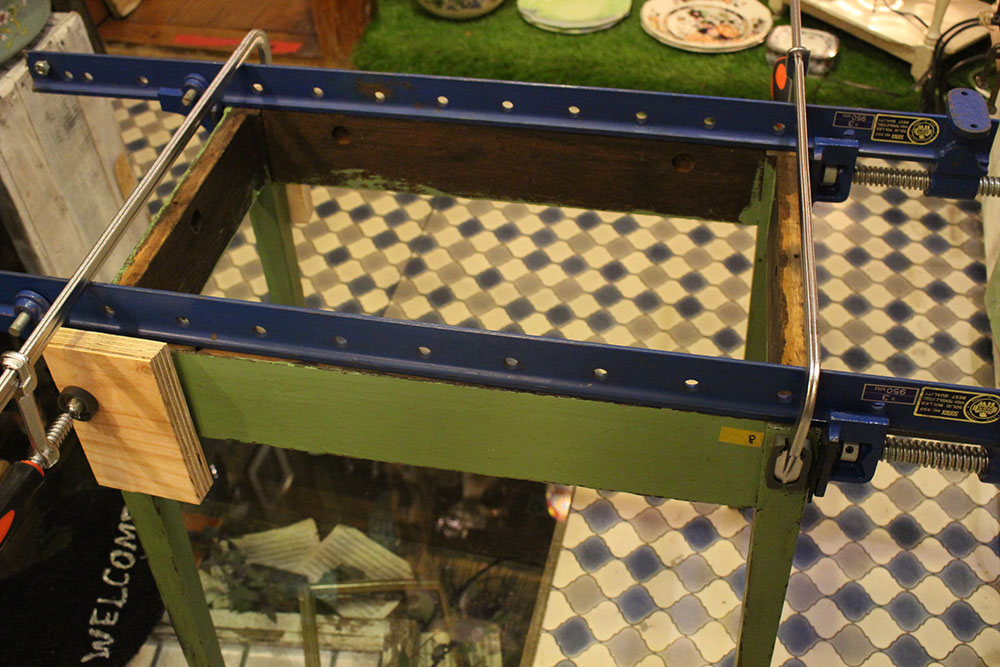 末長く愛用できるために。テーブルのDIYメンテナンス方法