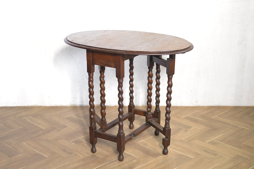 ゲートレッグテーブル