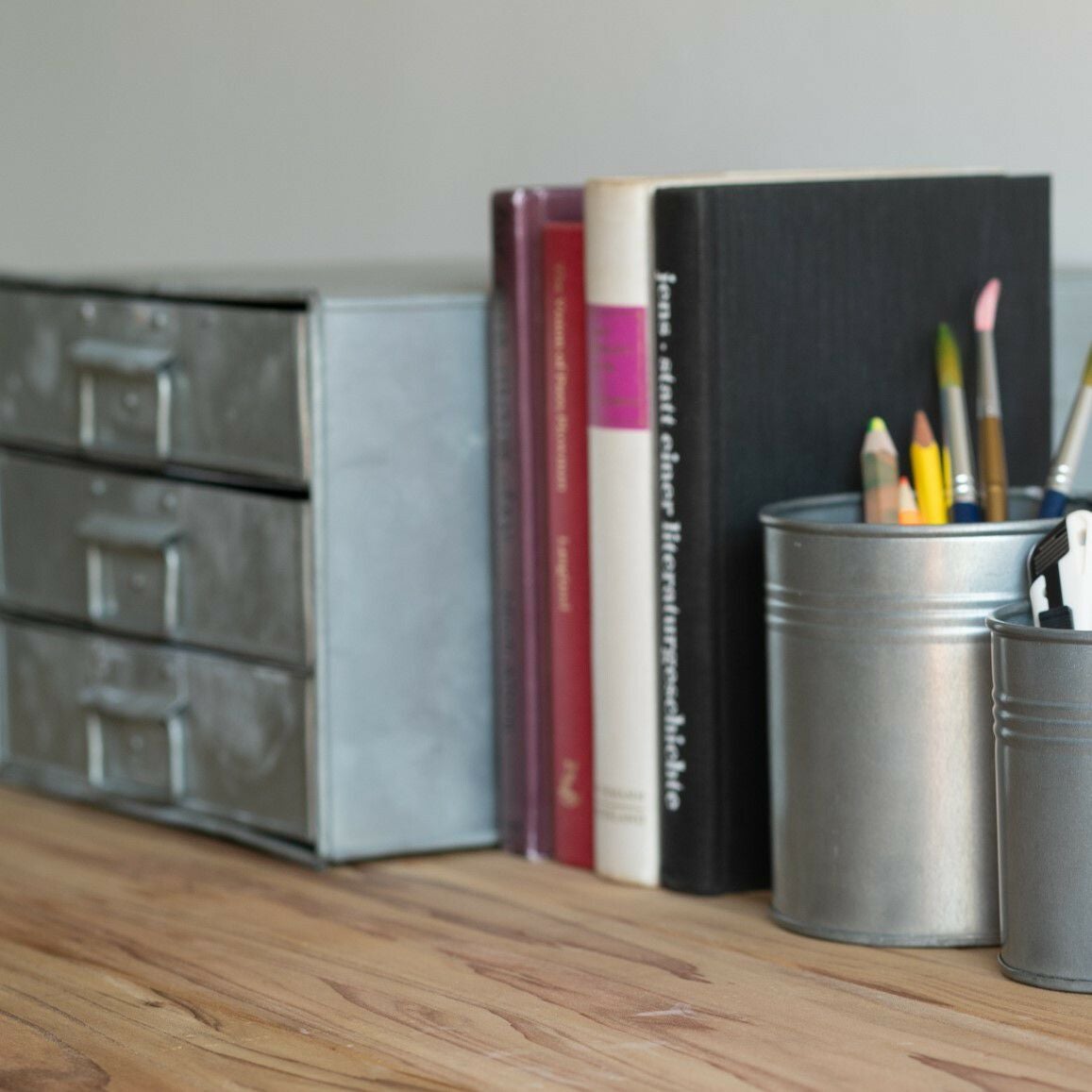 アンティーク調のブリキの3段チェストの通販インテリアショップMALTO