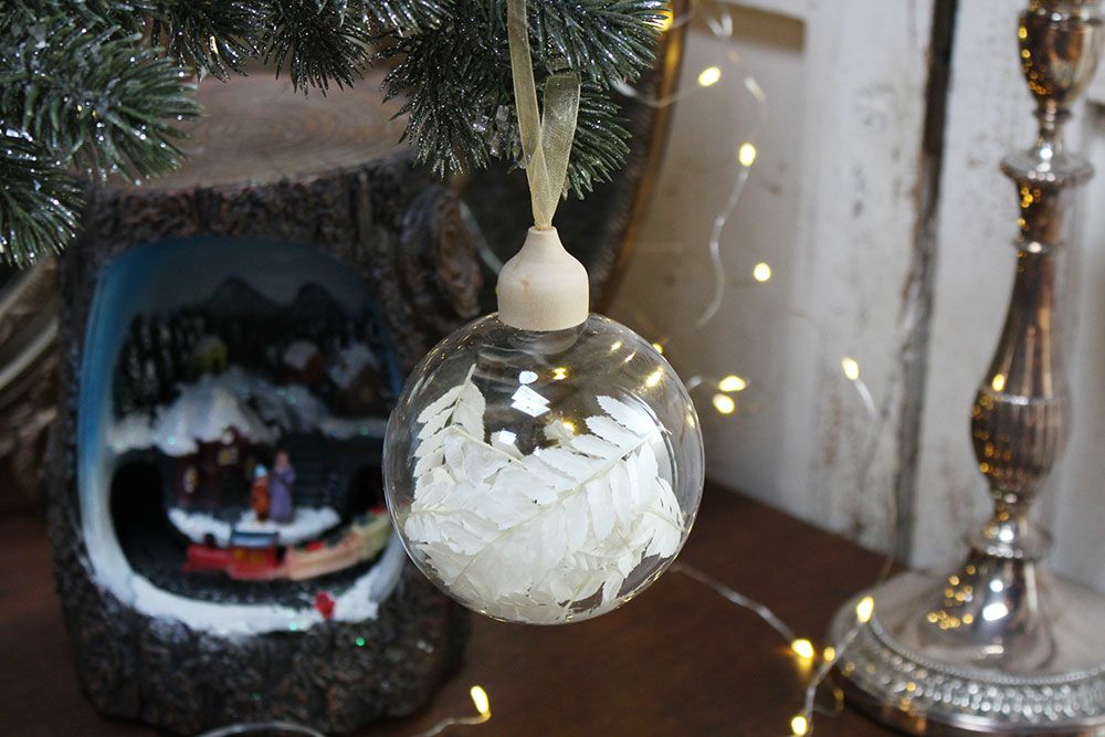 ドライフラワーを使ったクリスマスオーナメンントの通販インテリア