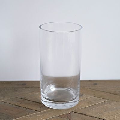 短めのシリンダー型フラワーベース