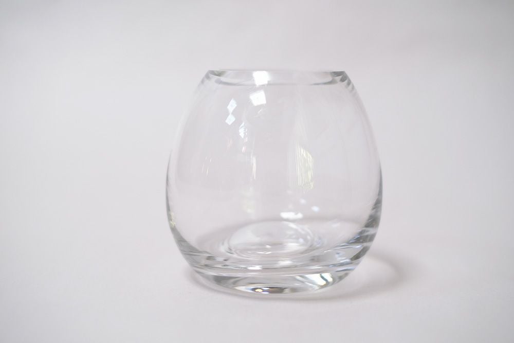 小さなかわいい花瓶