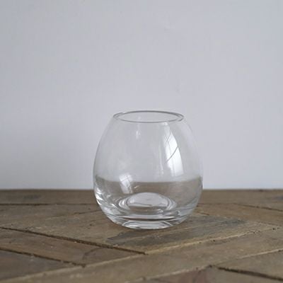 小さくてかわいい花瓶