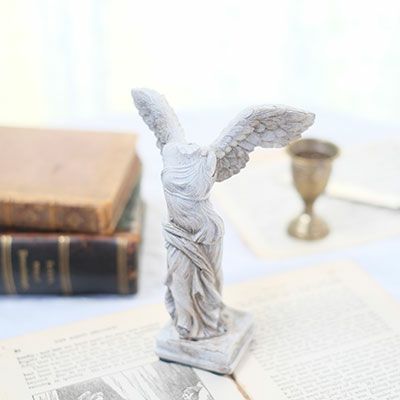 フランス ブロカント 顔のない天使 彫刻 置物 オブジェ サモトラケのニケを徹底解説！顔がない理由、作者の情報、見どころなど