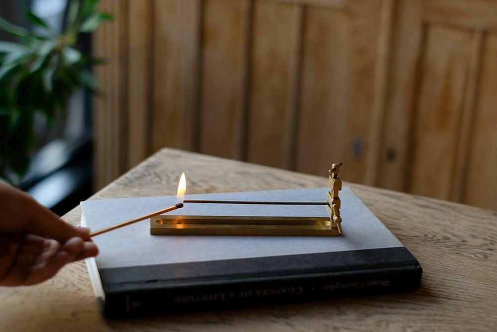 かわいいクランプ インセンスホルダー 真鍮 おしゃれなインテリア雑貨