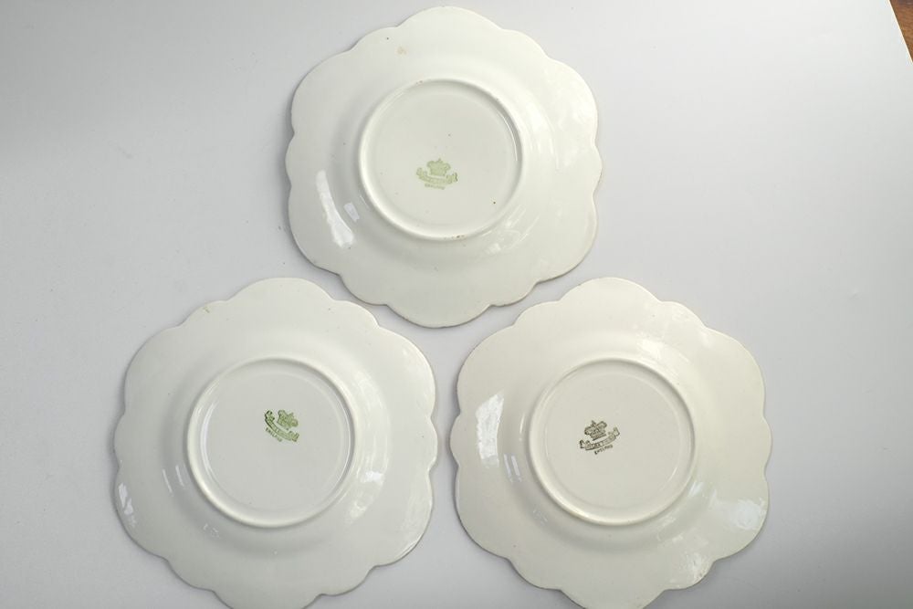 アンティーク ティーカップトリオ MELBA/Wild Violetsパターン刻印