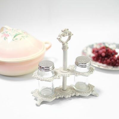 アルバータ・スパイスボトルセット クラシカルな塩コショウ入れ の通販