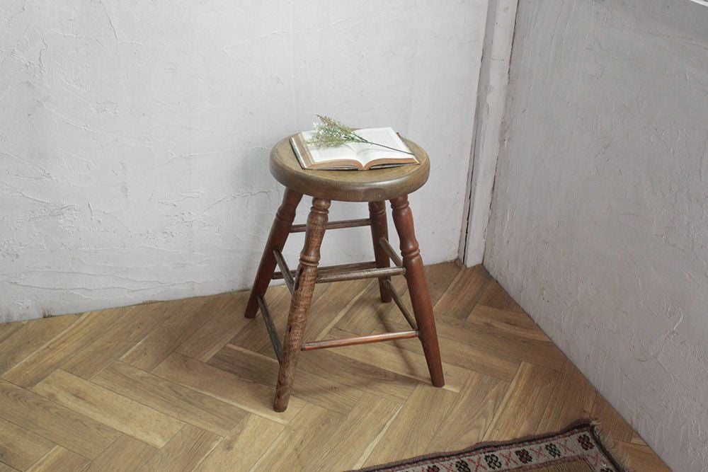 椅子、スツールの販売MALTO