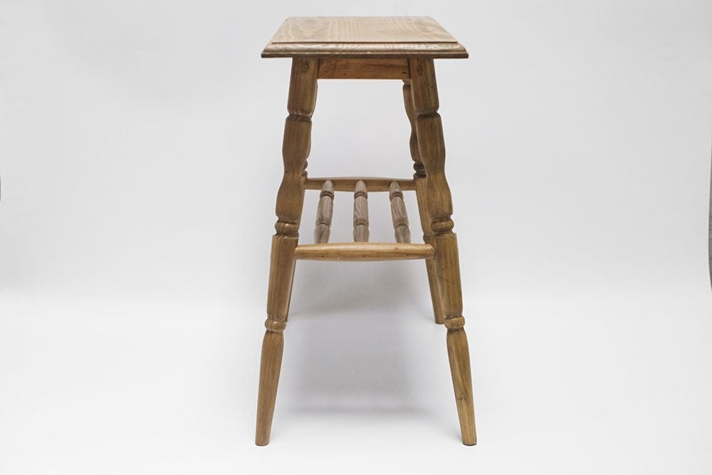 ◇素朴なパインのサイドテーブル フラワースタンド 木製のろくろ脚の