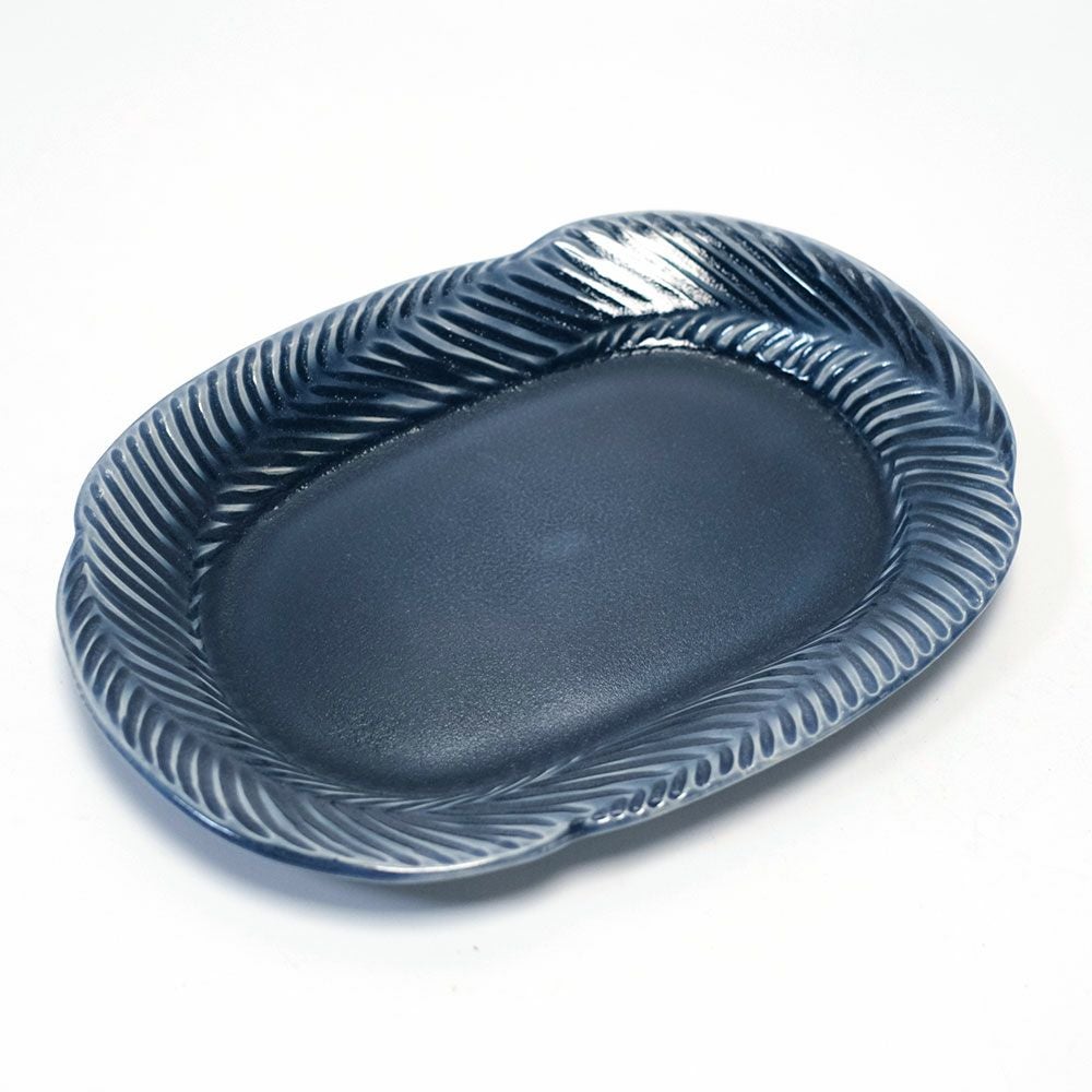 やちむん 沖縄 新里みお 芭蕉リムプレート オーバル皿 青 の通販