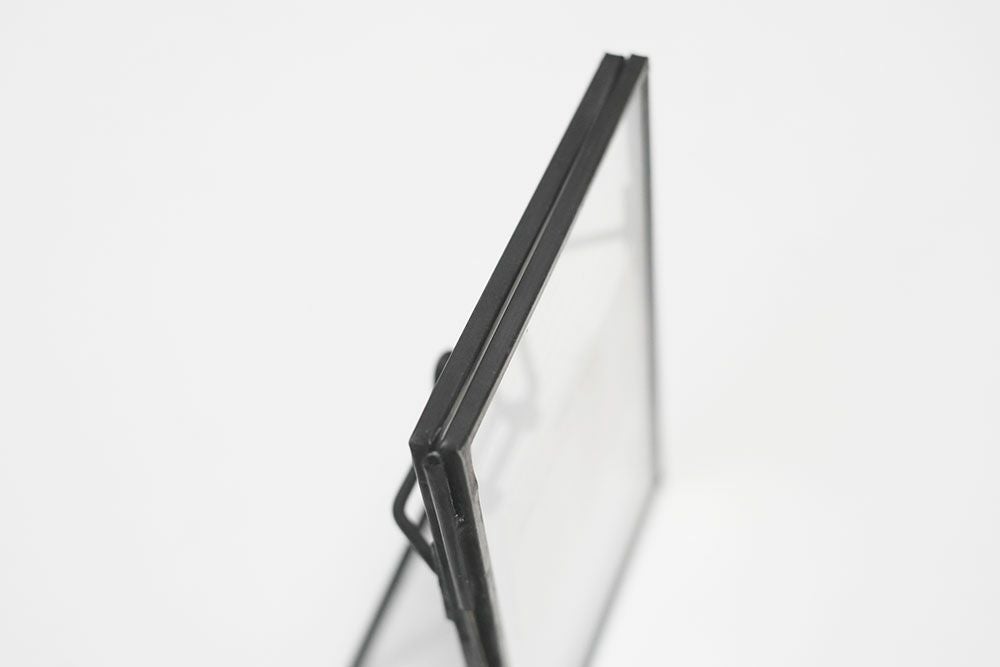 かわいいアイアンフレームとガラスの写真立て フォトフレーム