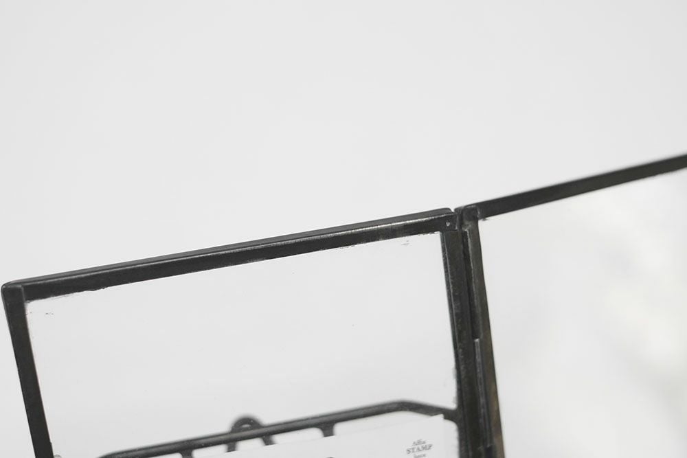 かわいいアイアンフレームとガラスの写真立て フォトフレーム