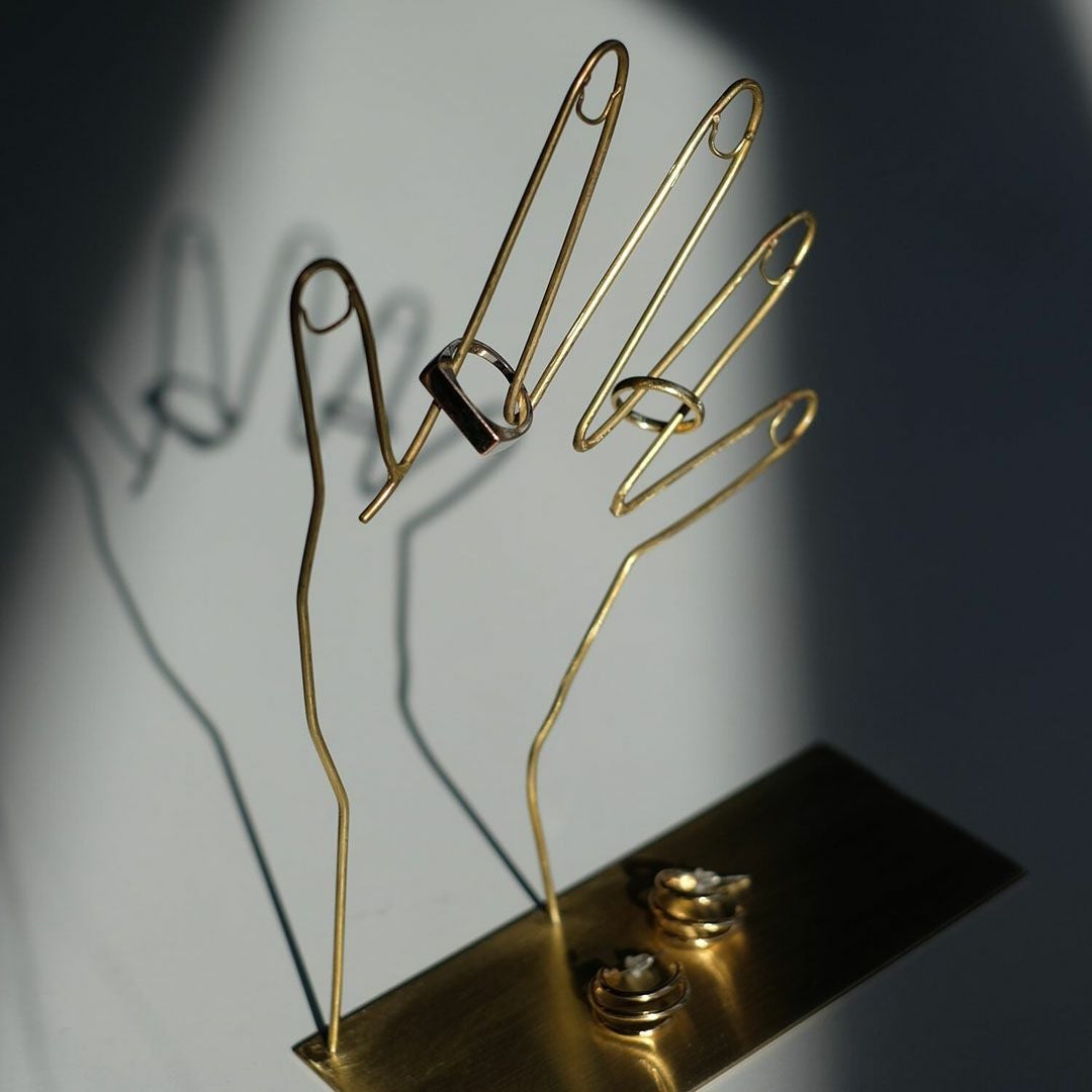 かわいいHAND アクセサリースタンド アクセサリー収納 指輪収納 真鍮