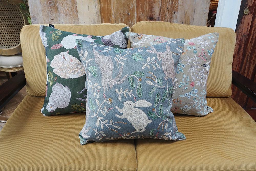 松尾ミユキ クッションカバー うさぎを通販する東京のインテリア