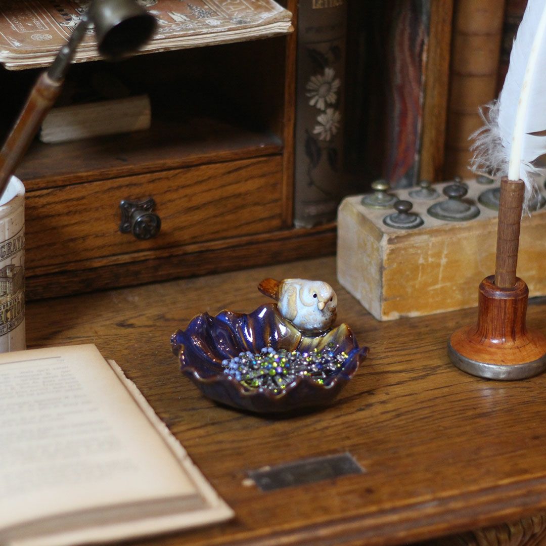 かわいい陶器のバードトレイ 花と小鳥 アクセサリー 収納 (☆2月6日