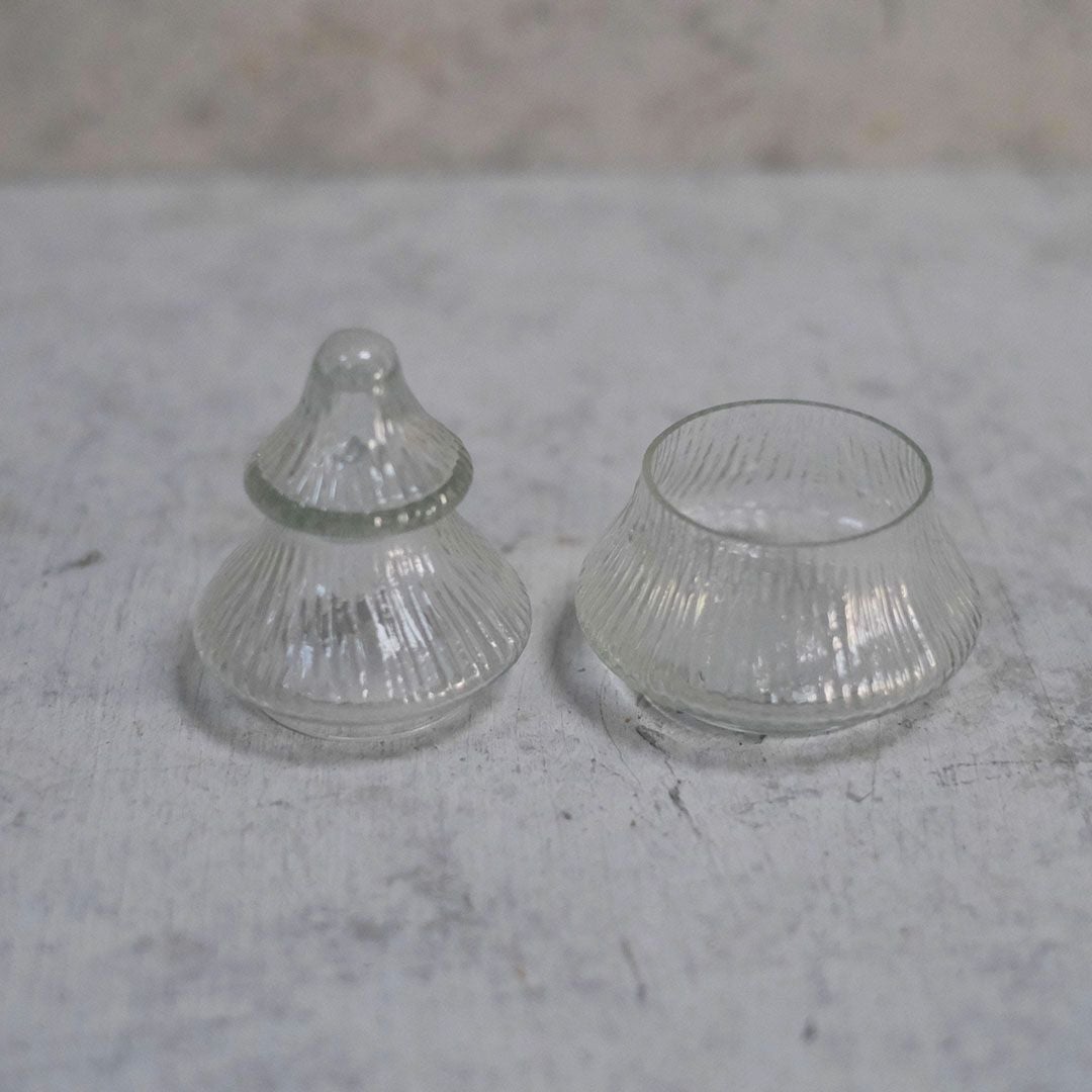 小さなガラスのクリスマスツリー