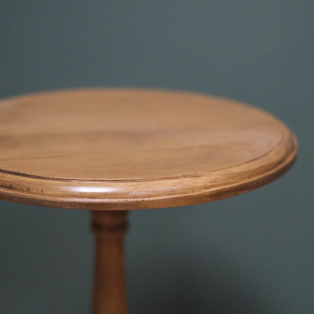 素朴なパインのオケージョナルテーブル 花台 サイドテーブルの通販販売