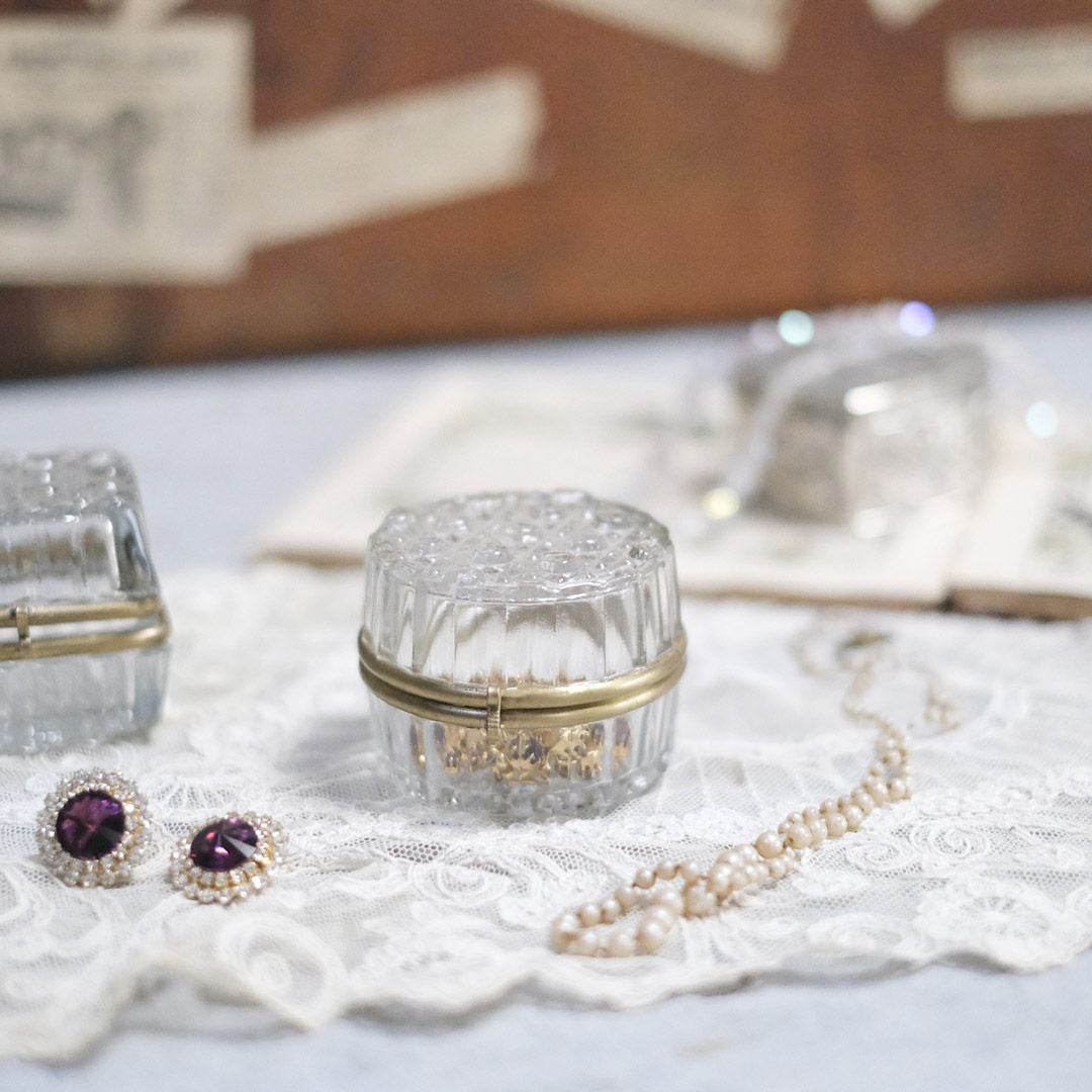 かわいい(高円寺取り寄せ商品)真鍮とガラスの小物入れ アクセサリー