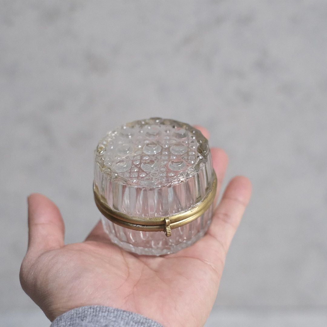 かわいい(高円寺取り寄せ商品)真鍮とガラスの小物入れ アクセサリー