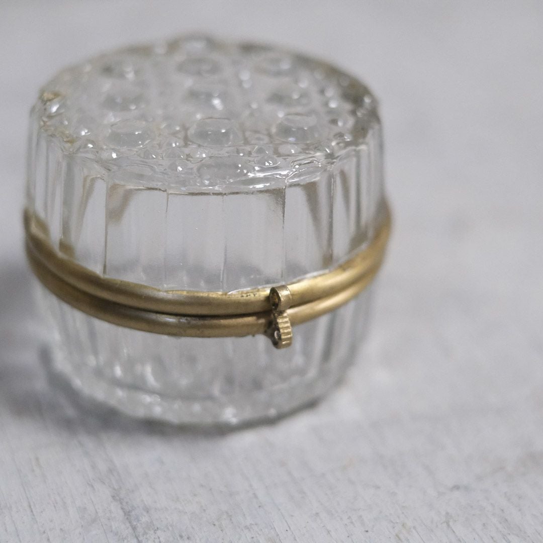 かわいい(高円寺取り寄せ商品)真鍮とガラスの小物入れ アクセサリー