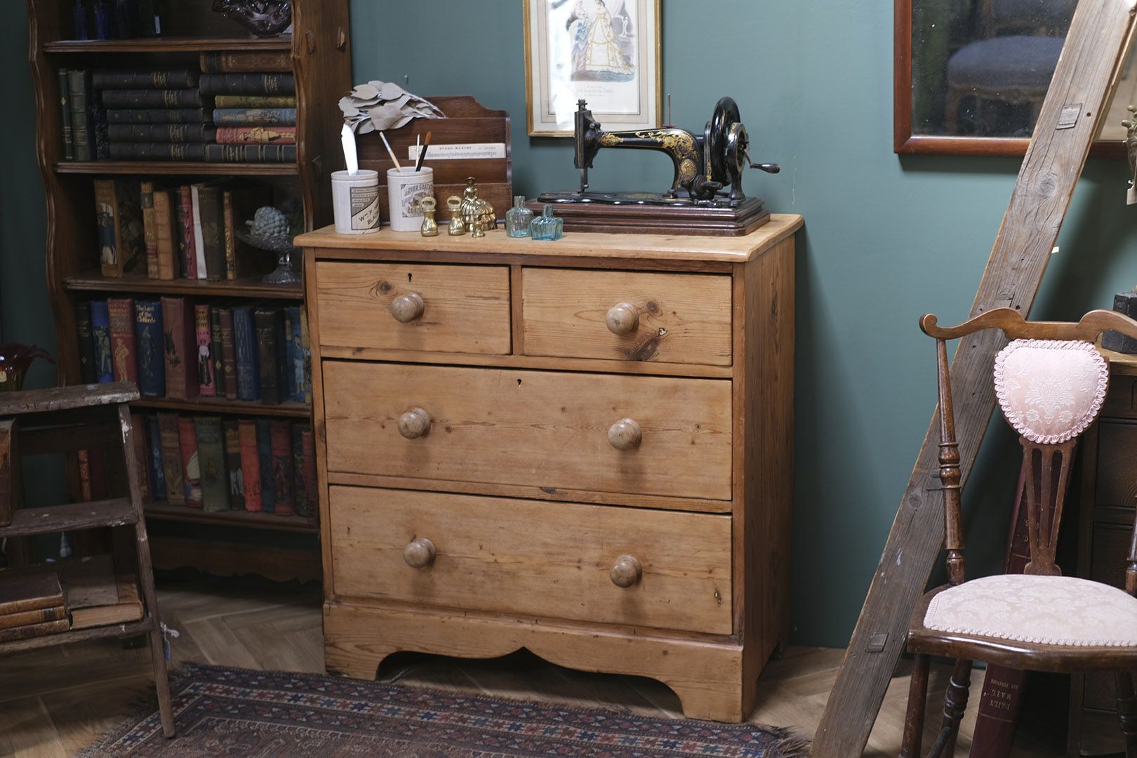 アンティーク パインドロワーチェスト イギリス 素朴でナチュラルな箪笥