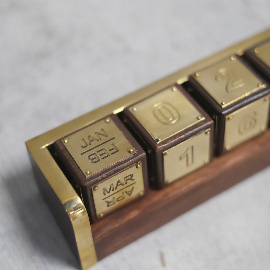 かわいい真鍮の万年カレンダー おしゃれなインテリア雑貨屋MALTO