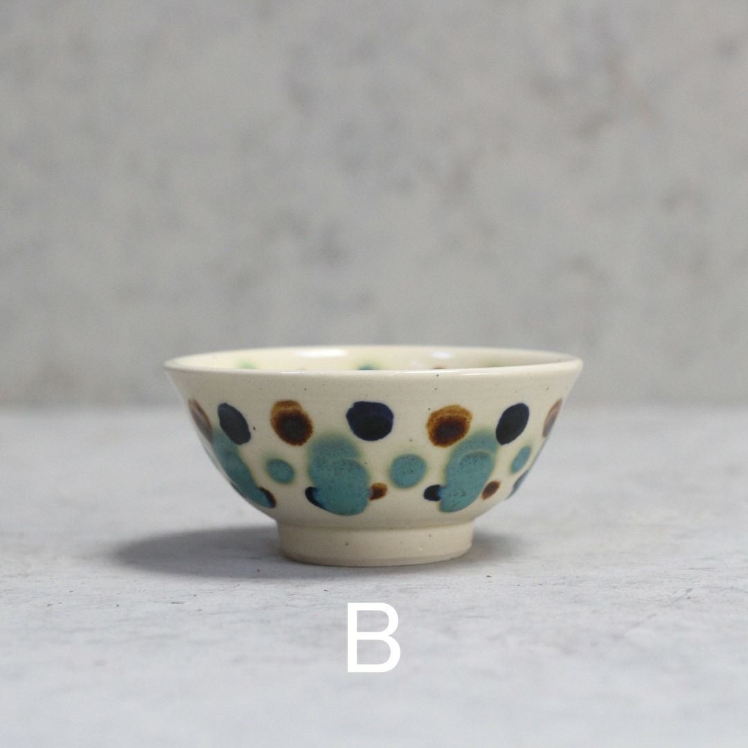 やちむん 沖縄 新里みお 水玉茶碗 陶芸作家の手作りの器 の通販