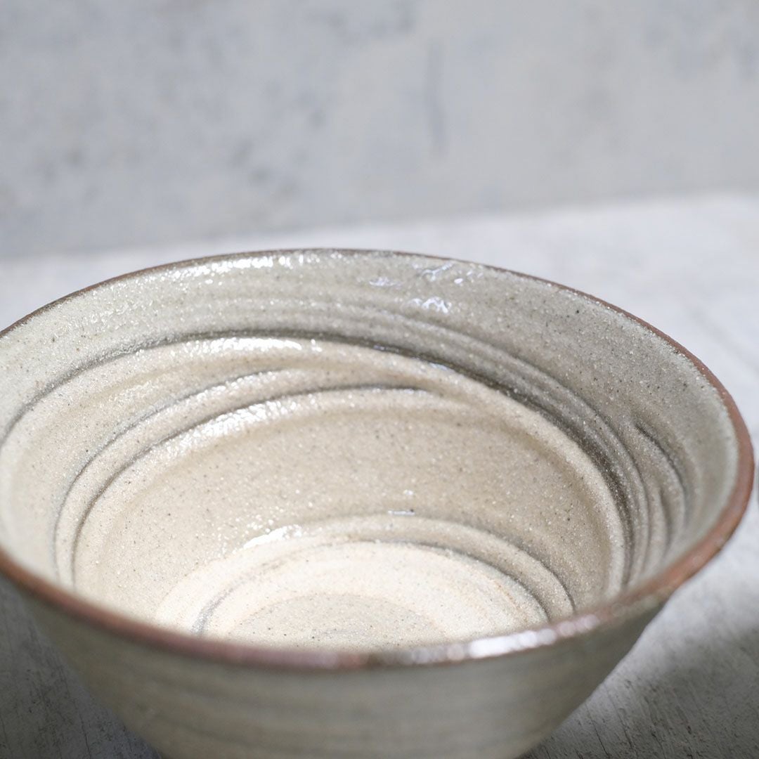 やちむん 沖縄 宮城正享 4寸マカイ 白 飯椀 茶碗 読谷村北窯 登り窯 の