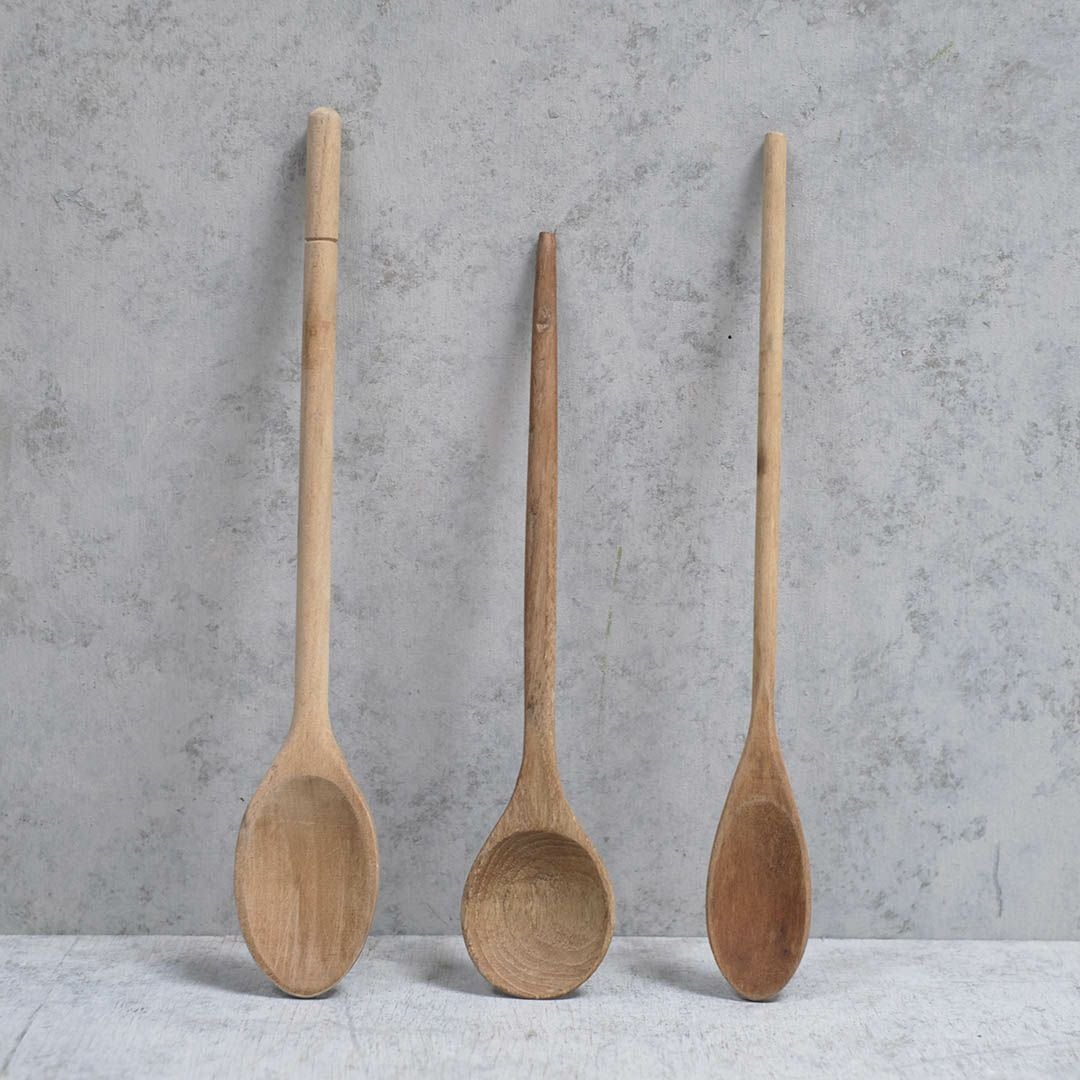 ヴィンテージ ウッドスプーン 現代でもイギリスの家庭でキッチンツールとして長く愛されている料理用の木のスプーン