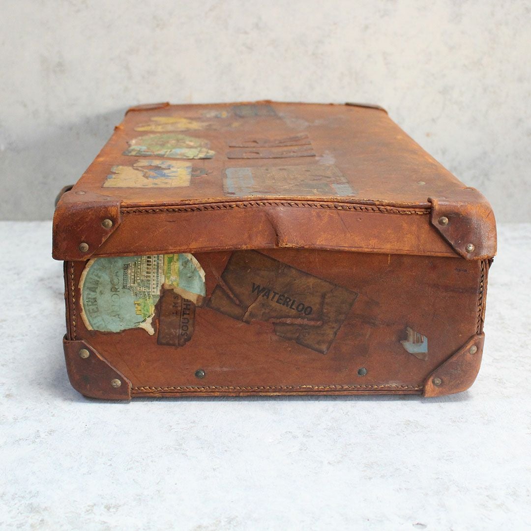 アンティークレザートランク スーツケース イギリス 本革3