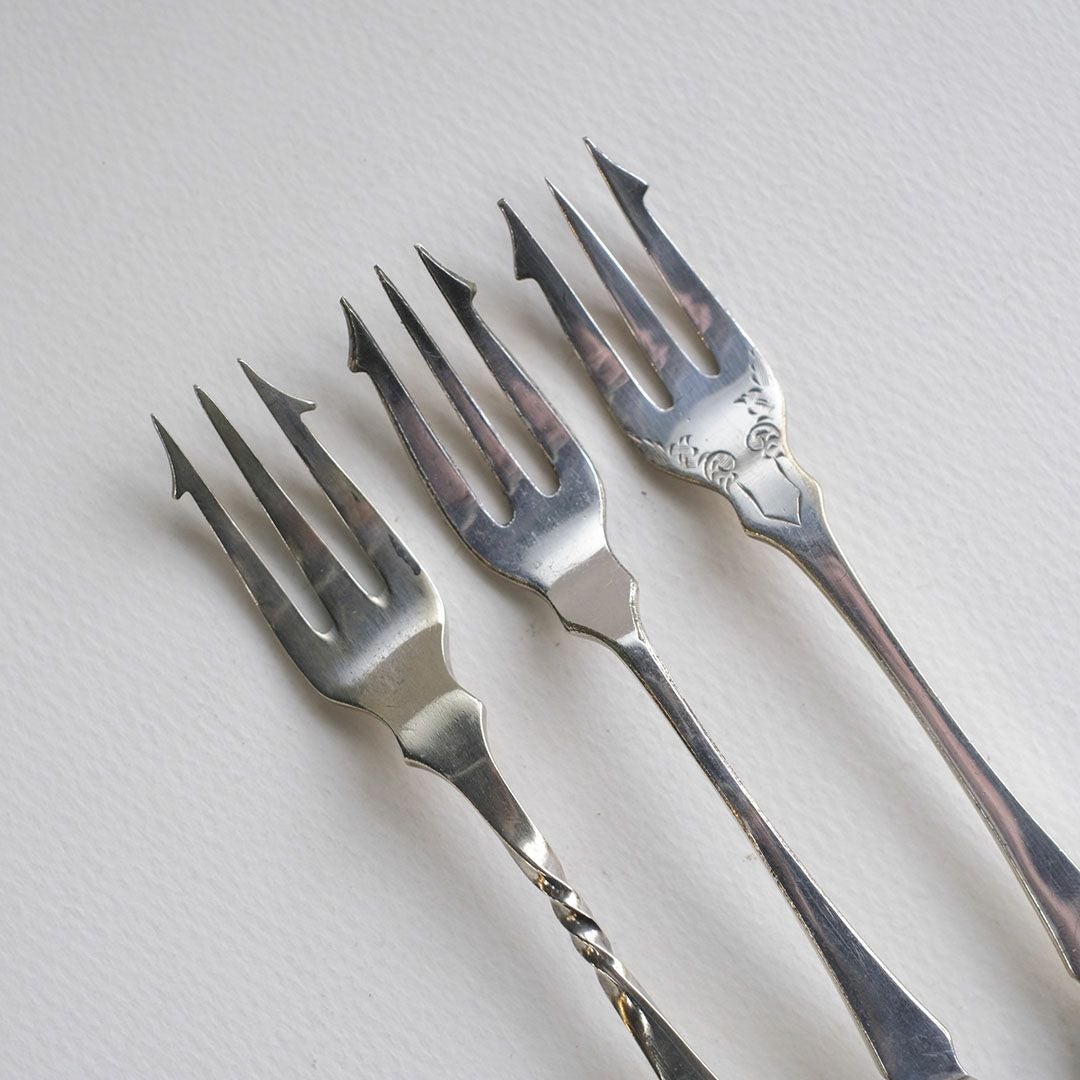 アンティーク マザーオブパールカトラリー ピクルスフォーク イギリス製 白蝶貝