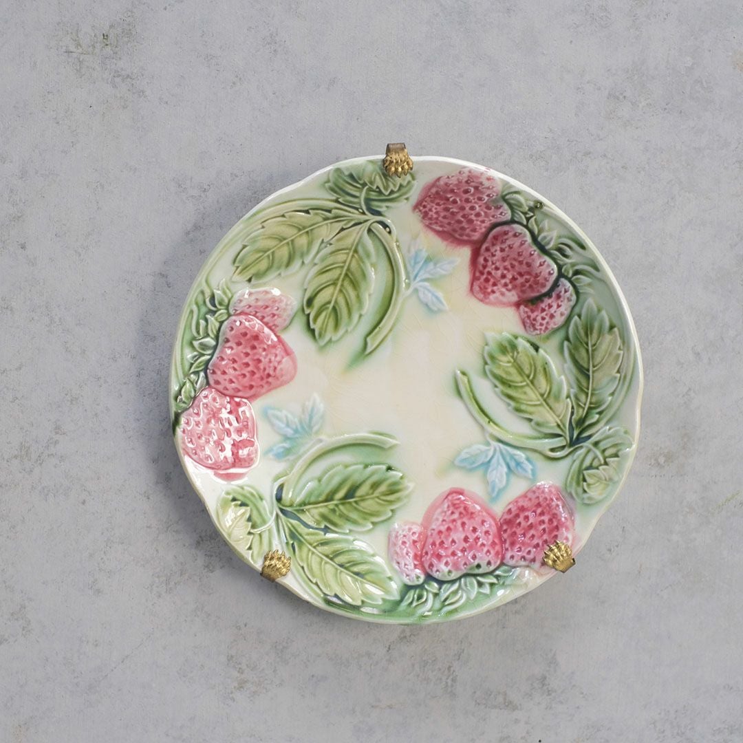 アンティーク バルボティーヌプレート 苺 フランスロレーヌのマジョリカ焼きのお皿 アンティーク食器1