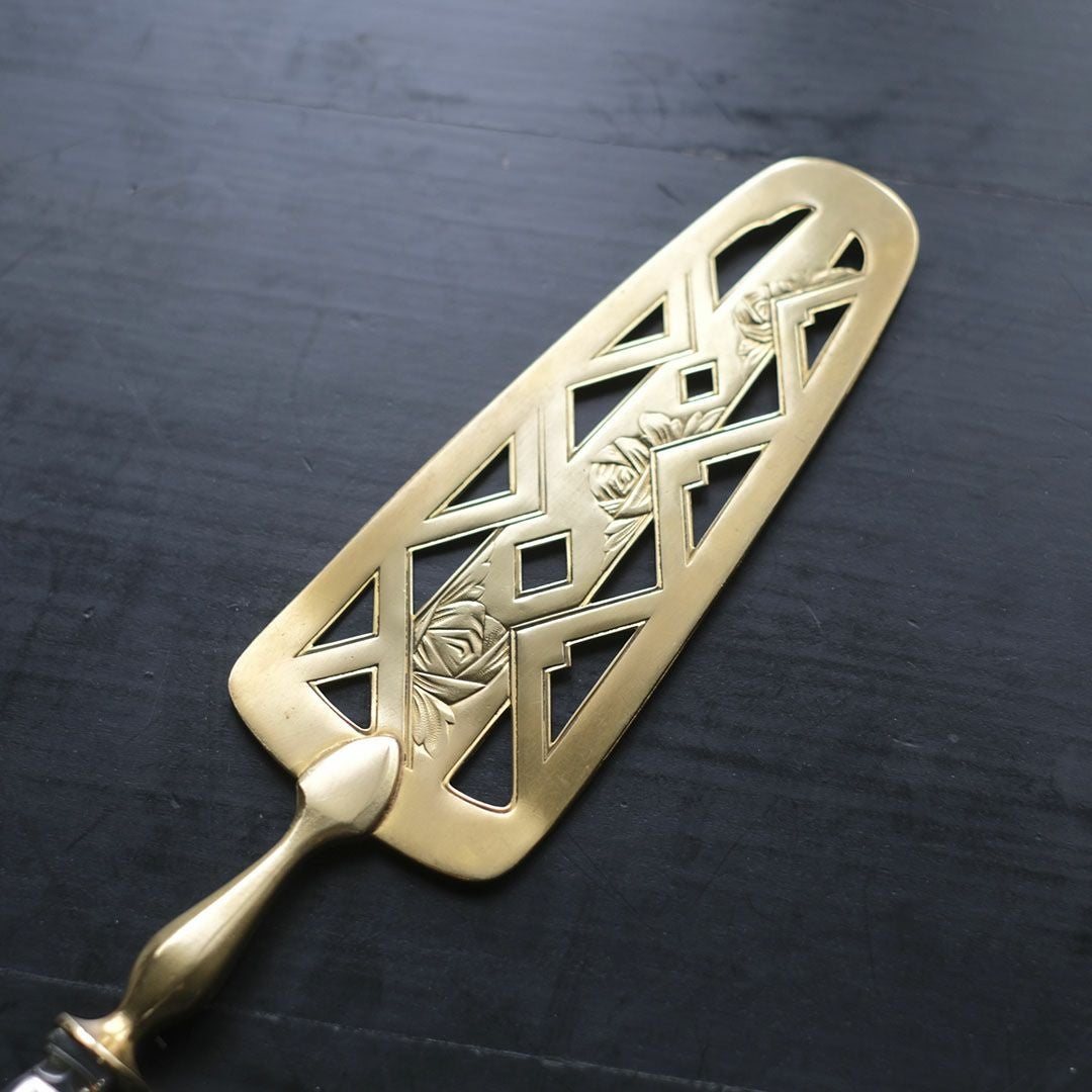 アンティークケーキサーバー フランス アンティークカトラリー 薔薇4