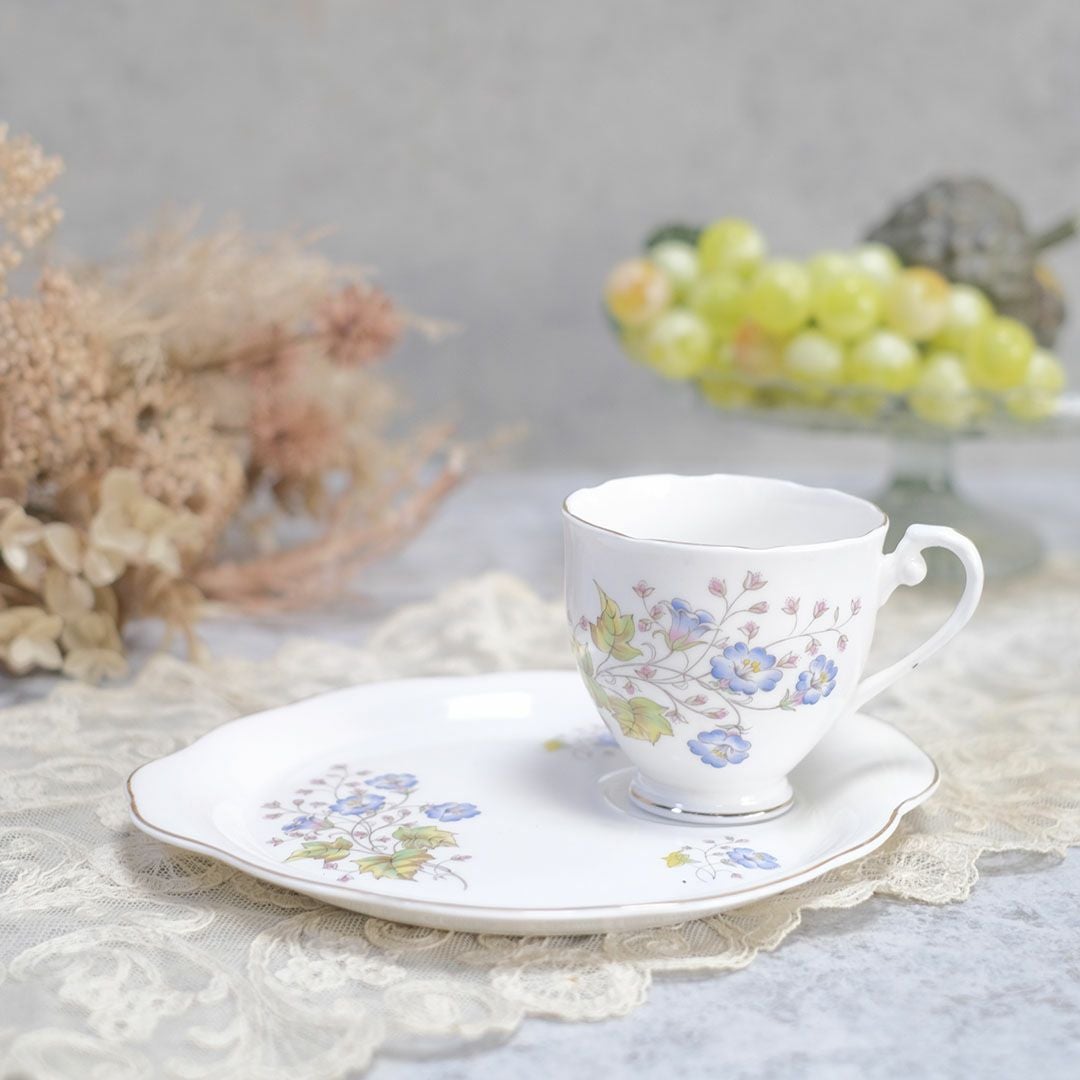 ヴィンテージカップ&ソーサ Royal Grafton(ロイヤルグラフトン) イギリス