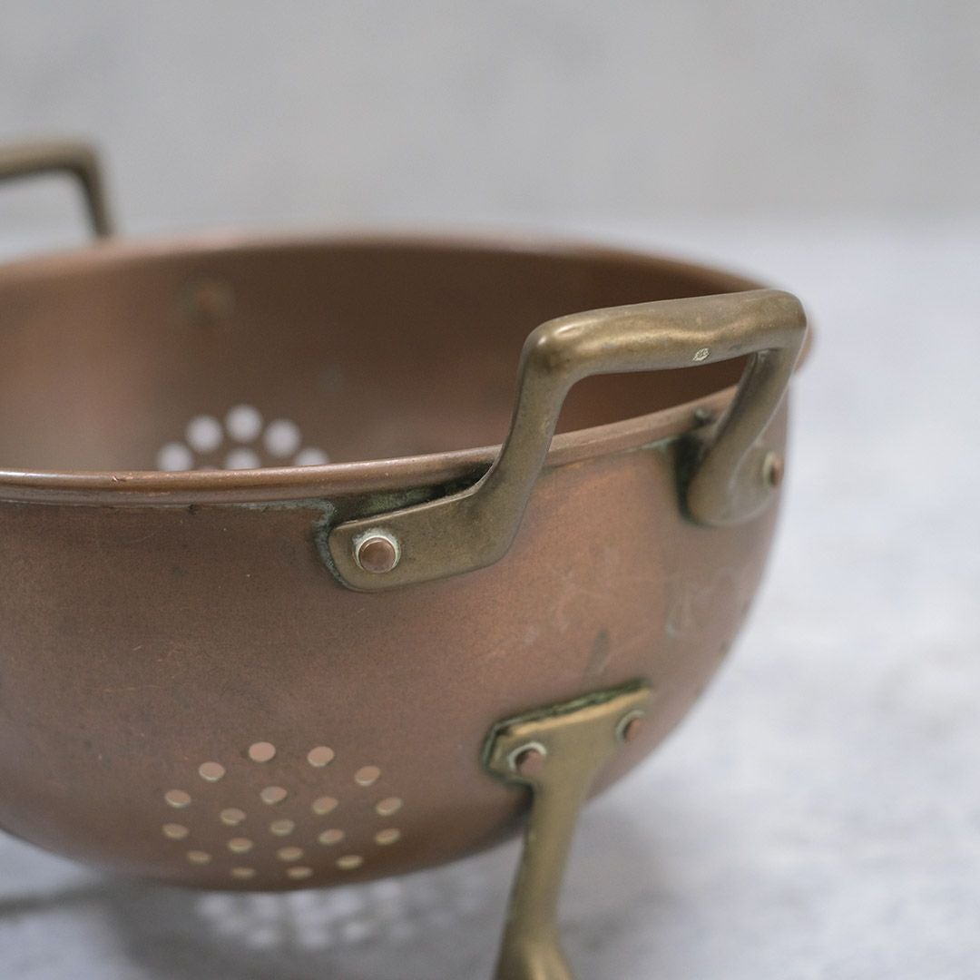 アンティーク コッパーコランダー 珍しい銅製 フランス 水切りざる 猫足