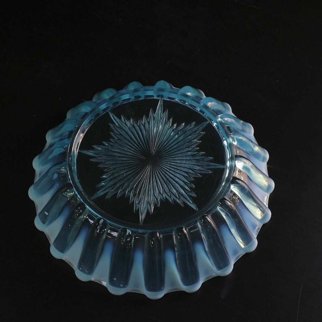 アンティークヴァセリングラストレイ イギリス 美しい青の稀少なグラス5