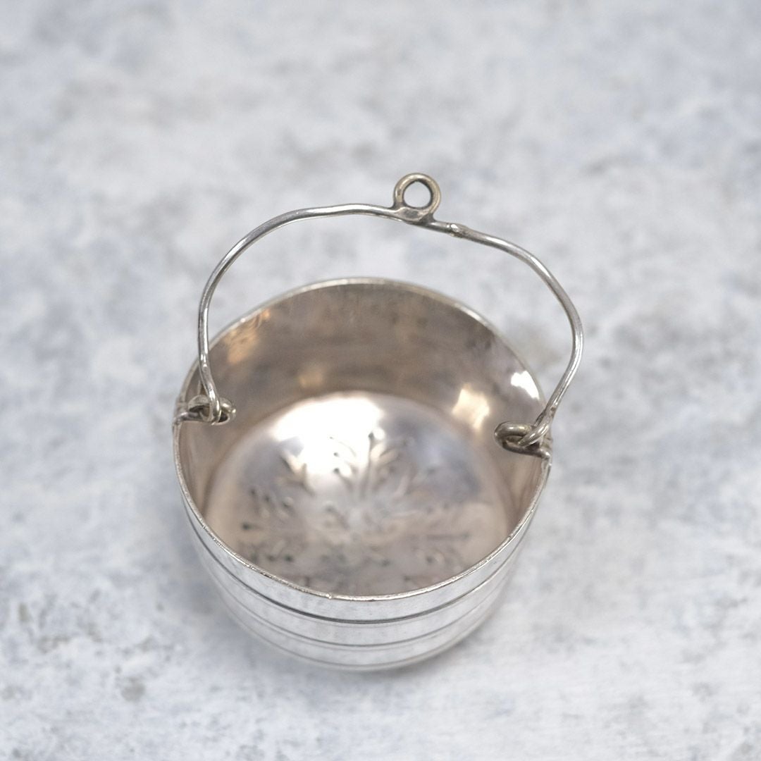 アンティークパソワール フランス ティーストレーナー シルバープレート製4