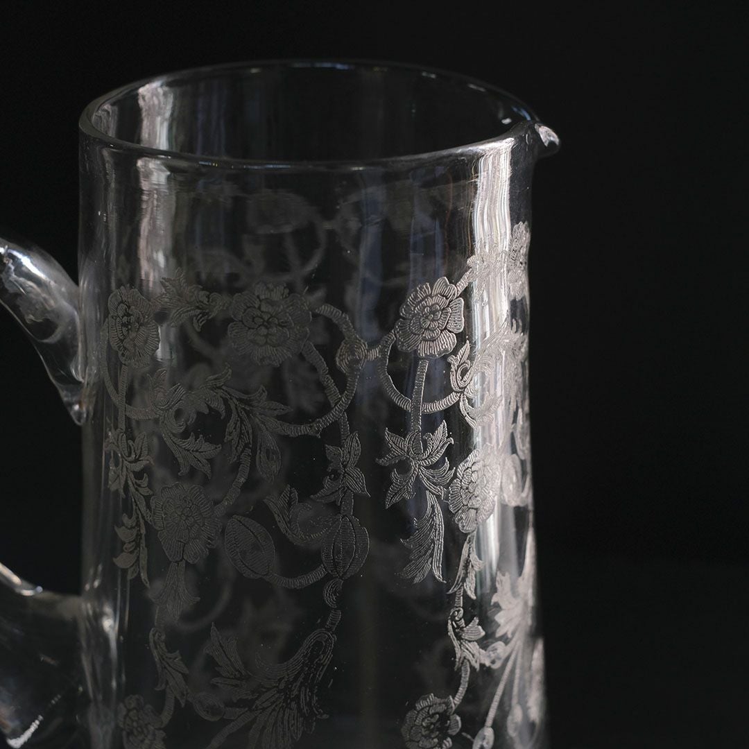 アンティーク 吹きガラスピッチャー イギリス ゆらゆらとしたガラスの質感とアシッドエッチング 花/アンティーク食器5