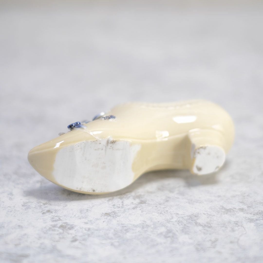 ヴィンテージ ポーセリンシューズトリンケット フランス 小さな陶器の靴 置物9