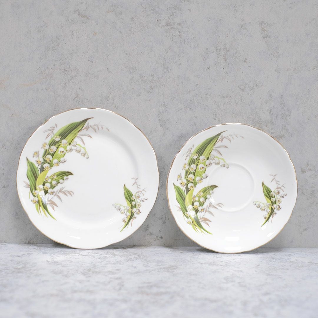 ヴィンテージティーカップトリオ イギリス 鈴蘭 リリー8