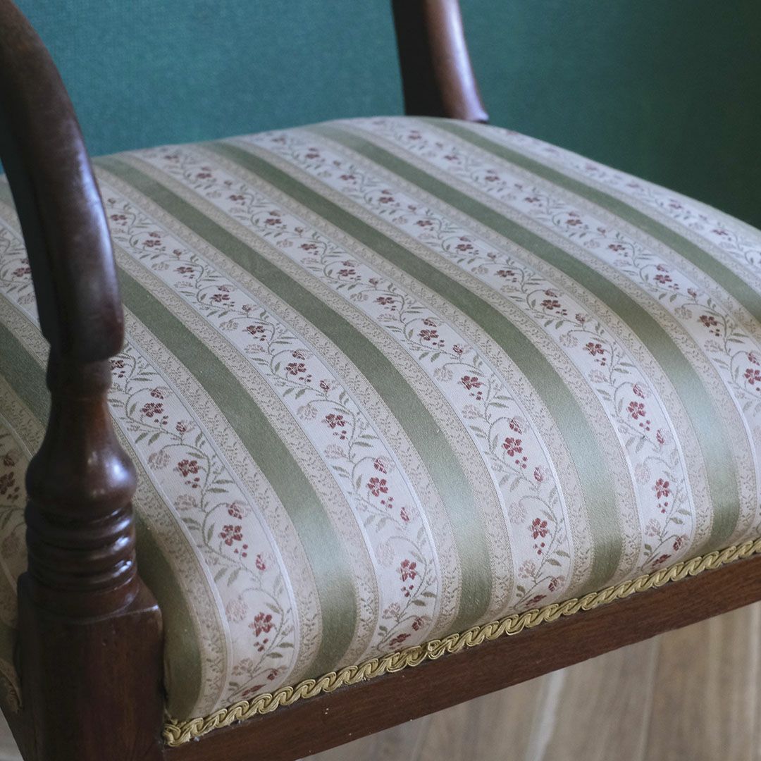 アンティークアームチェア イギリス　肘掛椅子7