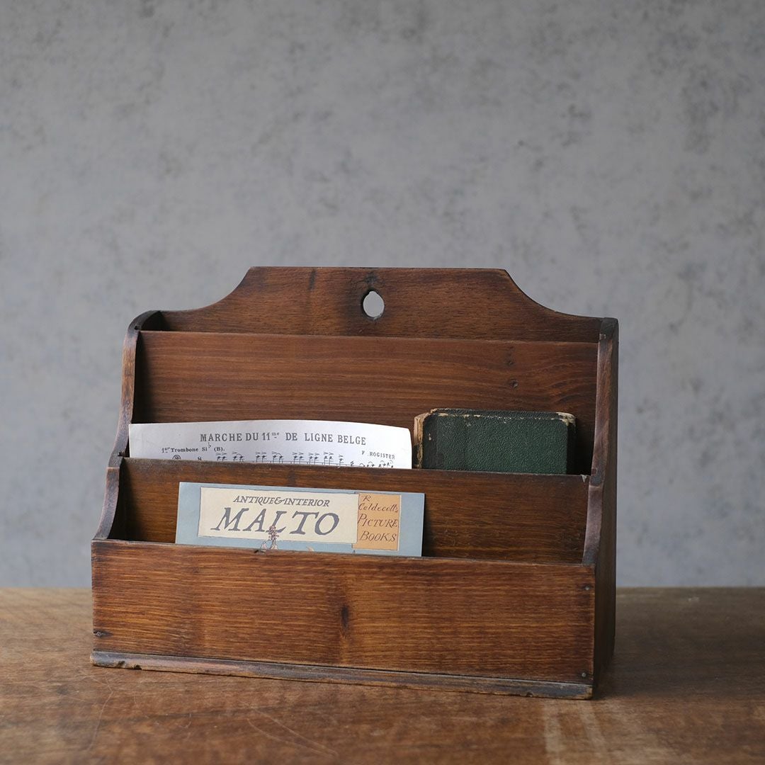 アンティーク 木製レターラック　書類や文房具の卓上収納ボックス