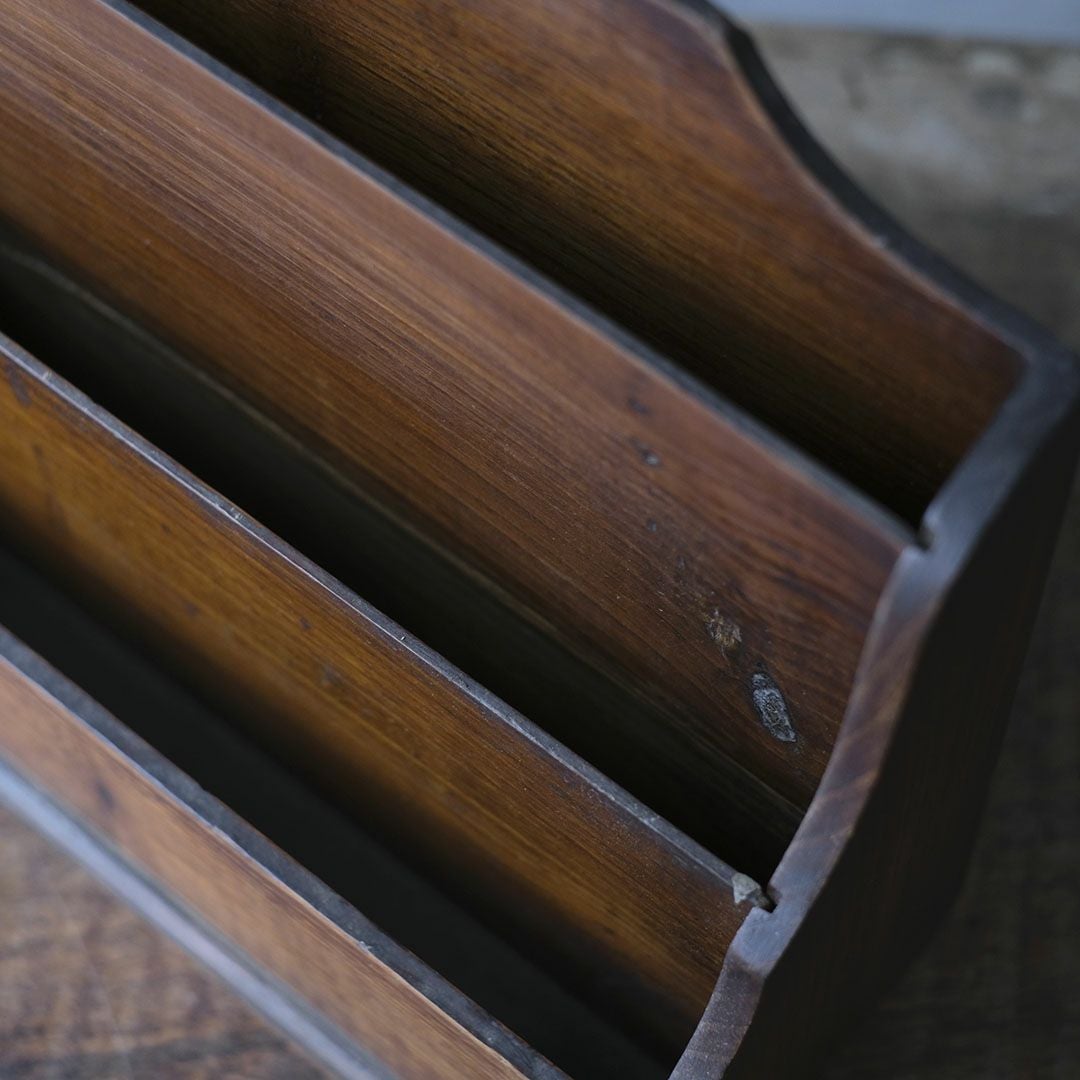 アンティーク 木製レターラック　書類や文房具の卓上収納ボックス5