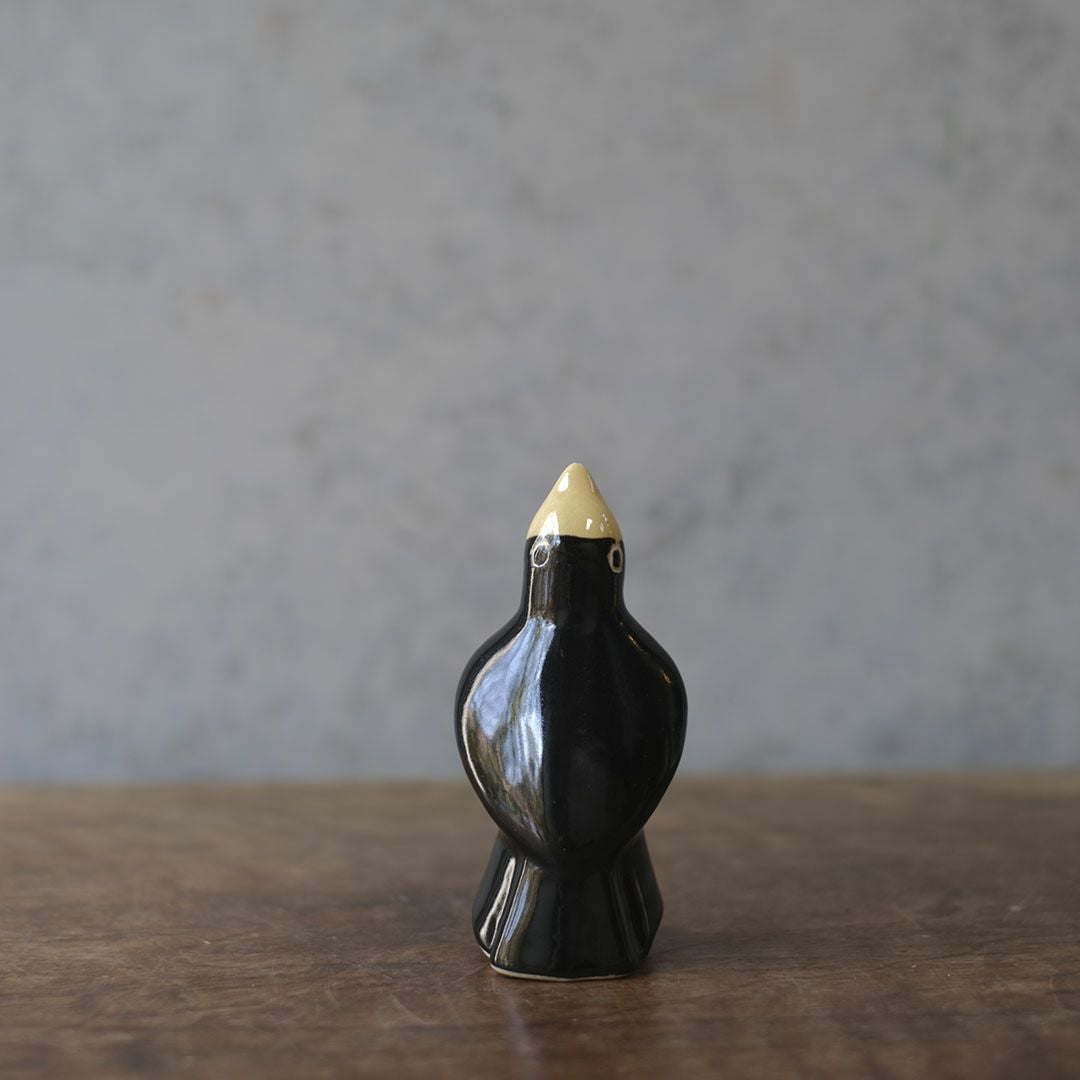 アンティーク ブラックバードパイファネル  陶器の鳥2