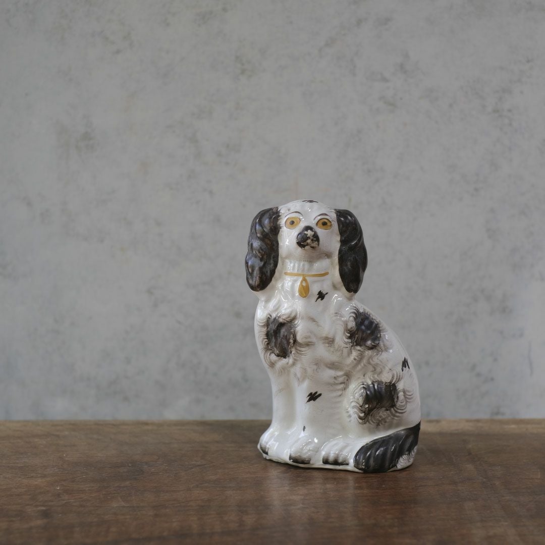 スタッフォードシャードッグとは アンティークショップMALTO