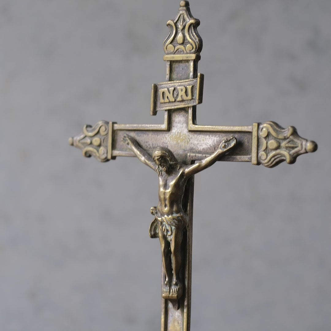アンティーククロス 真鍮の十字架フランス crucifix(クルーシフィクス) 宗教小物2