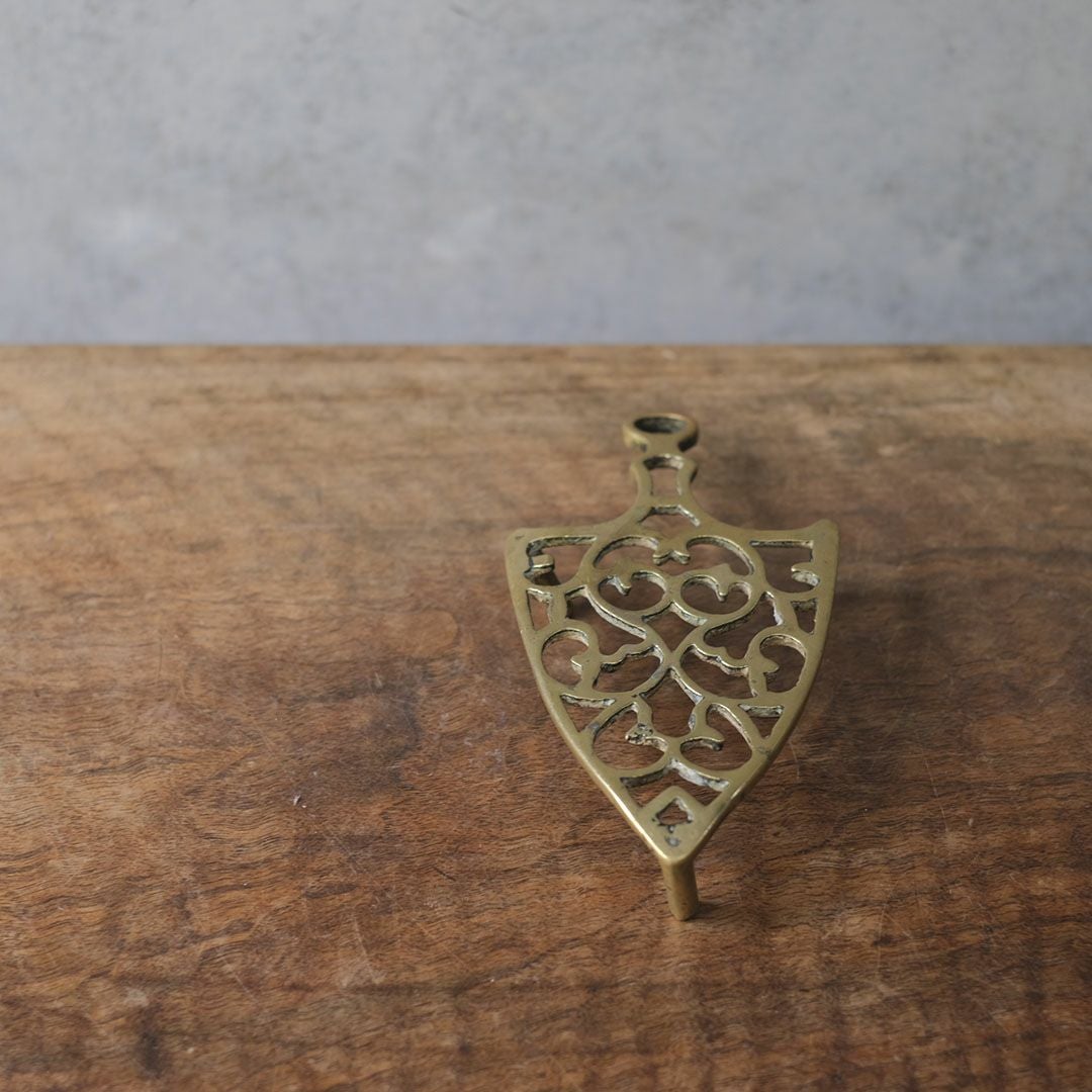 アンティークトリベット イギリス 真鍮 シンプル