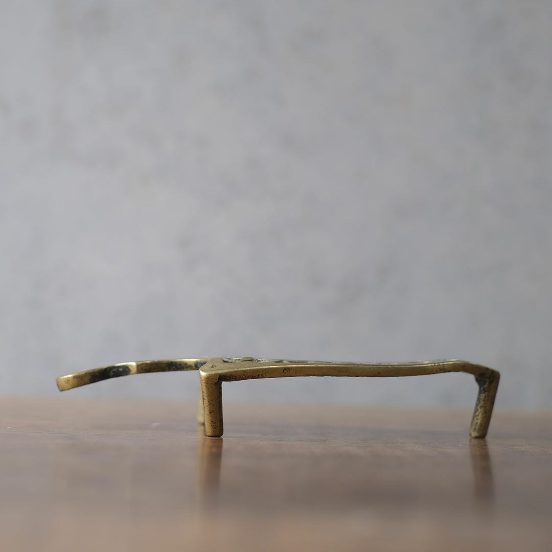 アンティークトリベット イギリス 真鍮 シンプル4