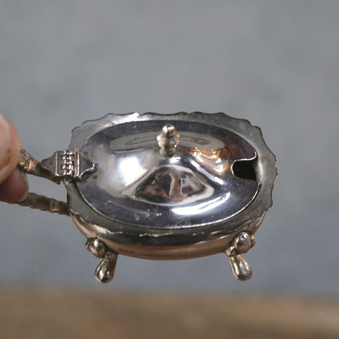 アンティーク シルバープレートスパイスボトル2点セット　イギリス製　調味料・薬味入れ4